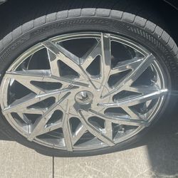 20 Inch Rims, Tires With Center Caps 