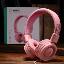 Noot Products K11 Foldable Wired Kids Headphones – Soft Pink