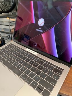 2017 MacBook Pro i7