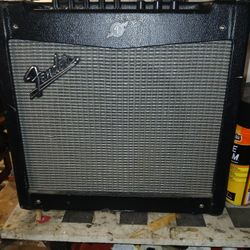 Fender guitar amp