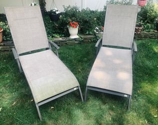 LOUNGE CHAIRS (Sunbrella) - Multi-Level Adjustable Back, All-Weather
