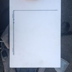 Apple MacBook Laptop