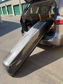 Thule Cascade XT Rooftop Cargo Box