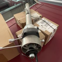 Universal GM Tilt Steering Column With Shifter, 32", Raw