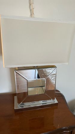 Modern mirrowed lamp