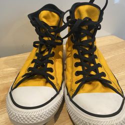Yellow Converse All Star Men’s Sz 12/Women’s Sz 14