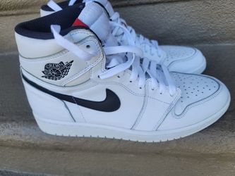 Air Jordan 1 High White Navy Sneakers