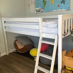 BUNK BED