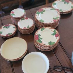 Franciscan Apple plates, bowls