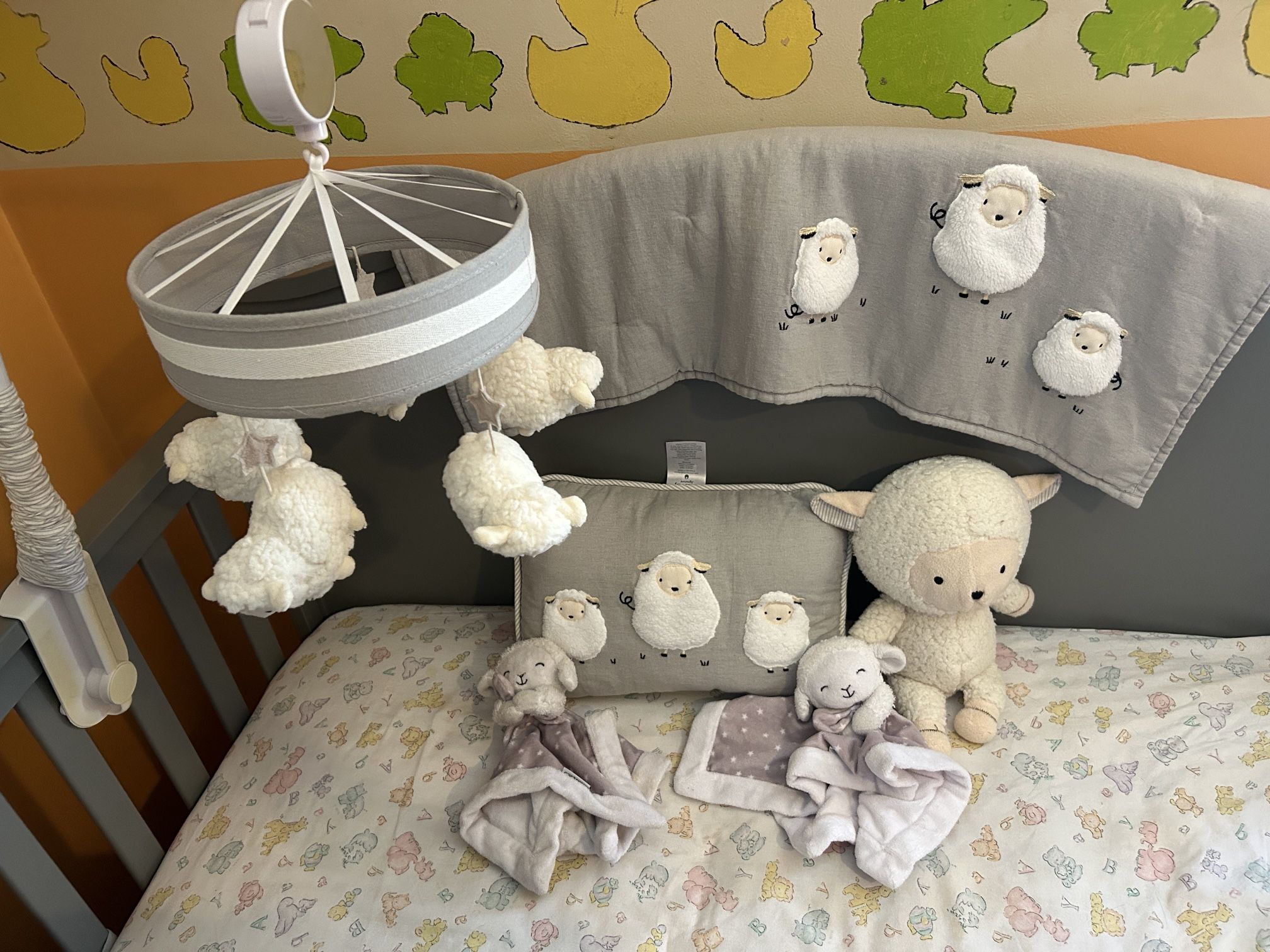 Sheep Crib Accessories, Sound Machine, & Picture