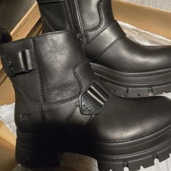 UGS BOOT