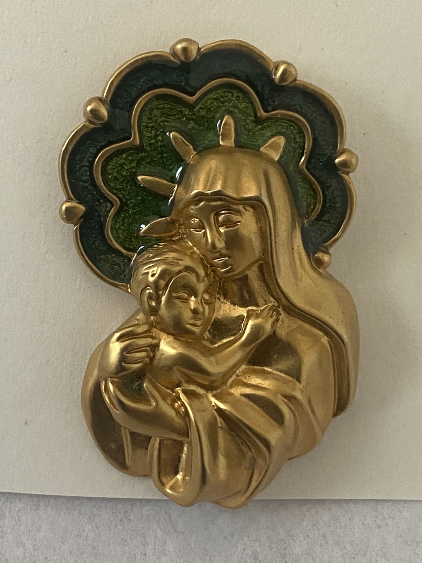 Vintage 1992 Madonna and Child Mary & Baby Jesus Gold Pin Brooch Green enamel halo Good condition Pin approx 1 1/2” tall See rest of closet