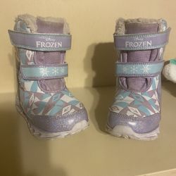 Frozen Snow Boots Size 9