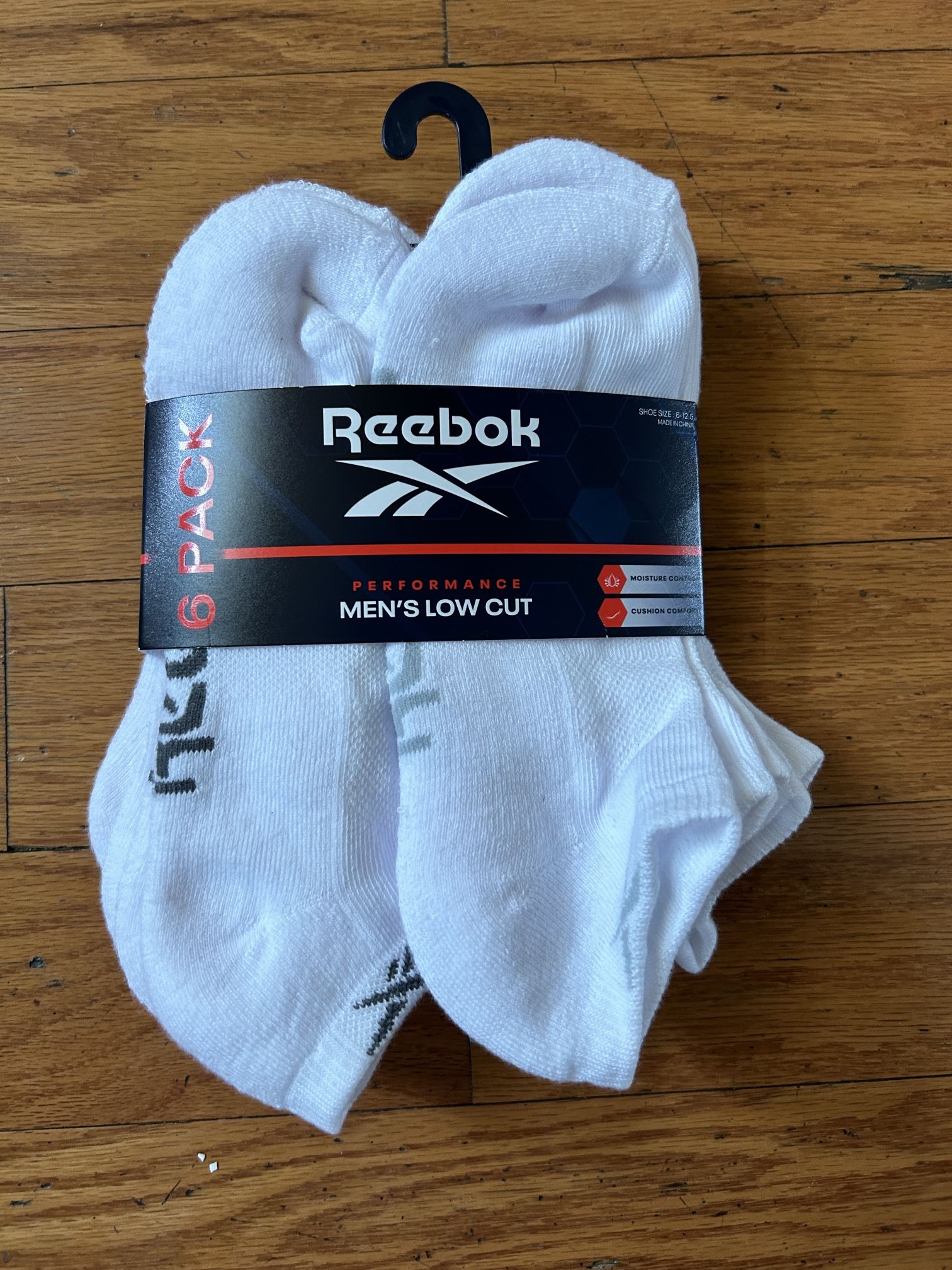 NWT Reebok men’s performance low cut socks 6 pairs