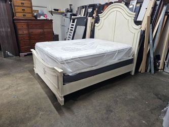 Queen bed and mattress