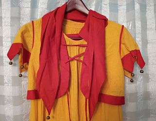JESTER COSTUME WITH ACCESSORIES SIZE SMALL