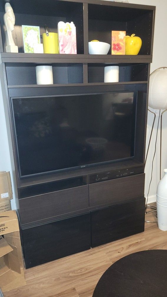 Tv Mount/Living Room Console