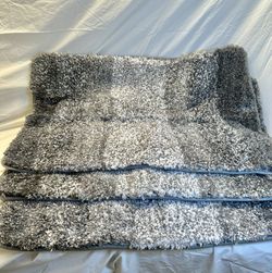 Grey Bath Rugs New/Never used