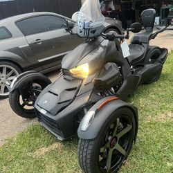 2022 Can Am Ryker 900 SPORT