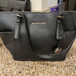 Michael Kors Hand Bag