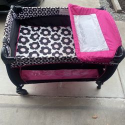 Pack N Play 