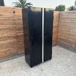🛠️ Husky 73” Steel Garage Cabinet – Black Gloss, 3 Shelves – Magnetic Doors (No Key)