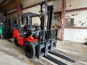Toyota 8000lb All terrain forklift