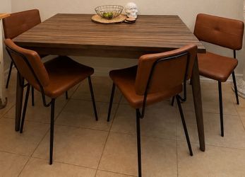 Mid-Century Solid Wood Dining Table & 4 Camel Upholstered Chairs