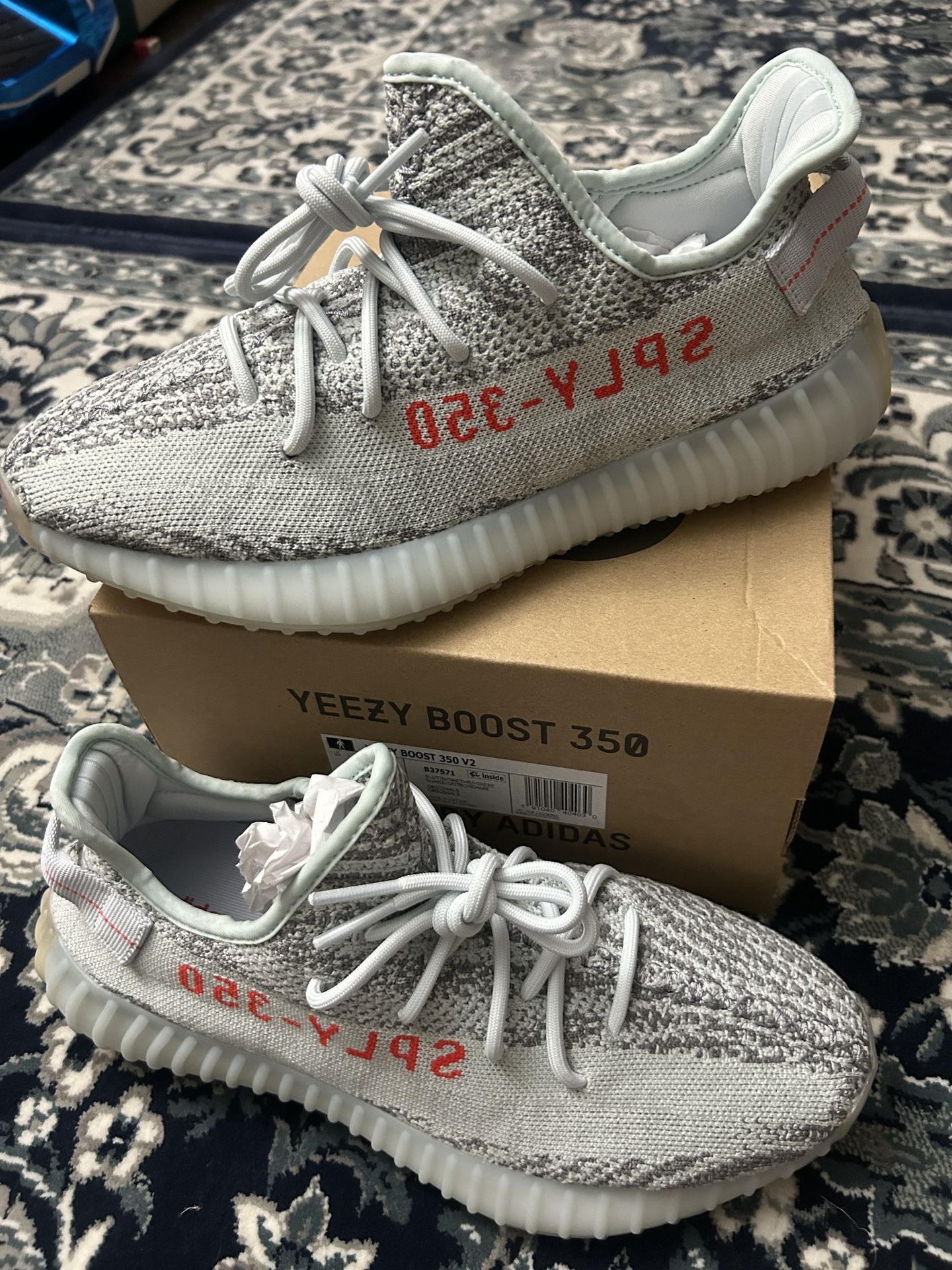 Yeezy 350 V2 Blue Tint Size 10 DS - normaconseils.fr