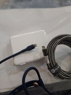 USB C POWER ADAPTER 140 WATTS-APPLE OR PC SALE