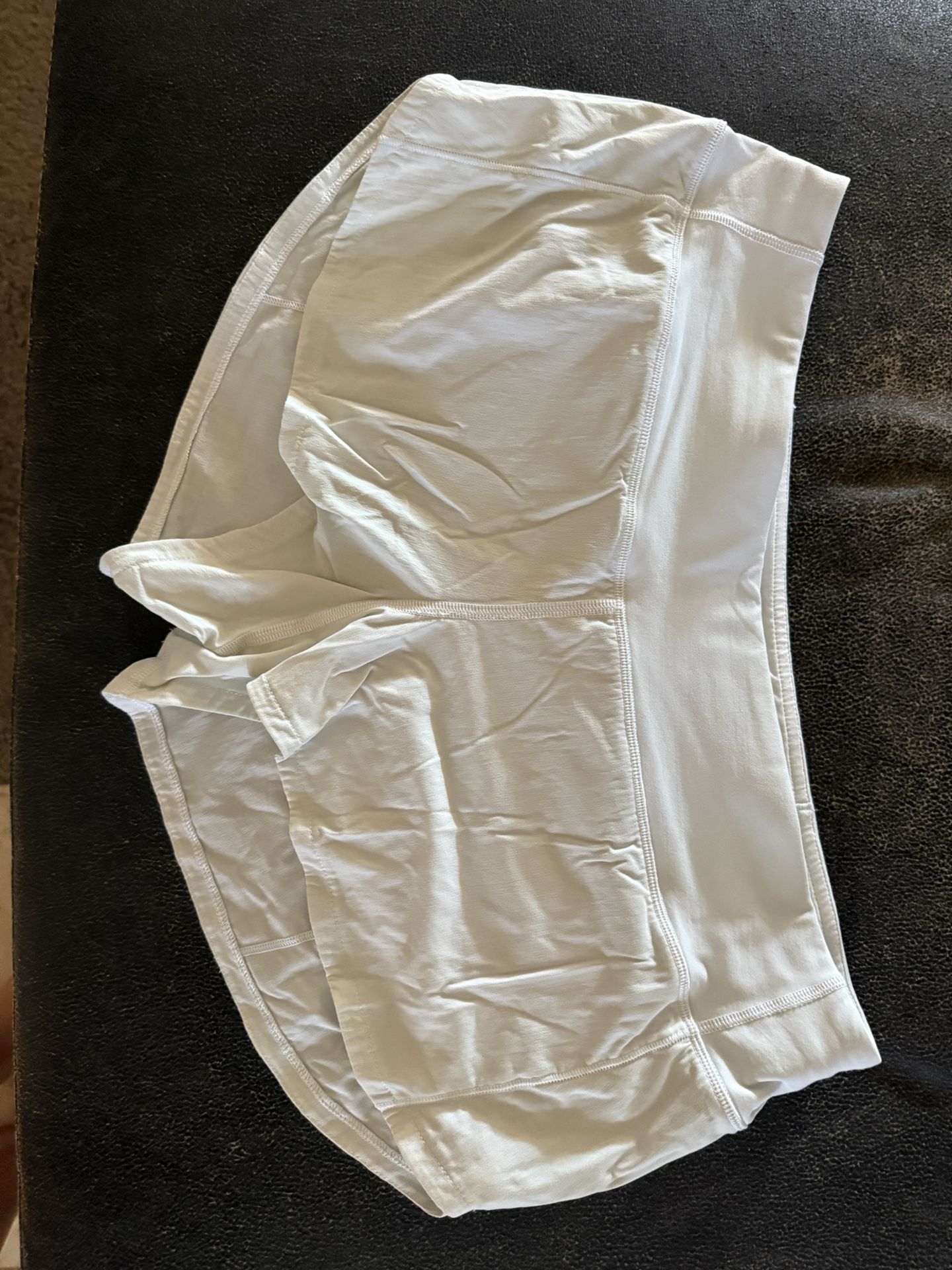 Lululemon Shorts Size 4