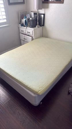 Memory foam mattress topper