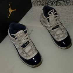 Kid's Jordans 11 