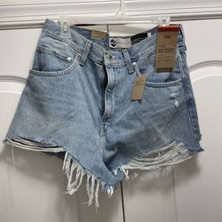 Levi silver Tab MOM shorts size 31 medium New with tags