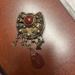 Vintage Brooch 