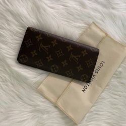 Louis Vuitton  Leather Wallet 