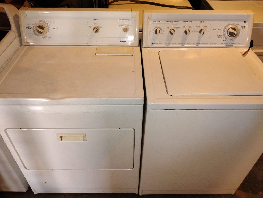 Kenmore 80 Series Washer And Gas Dryer Set 