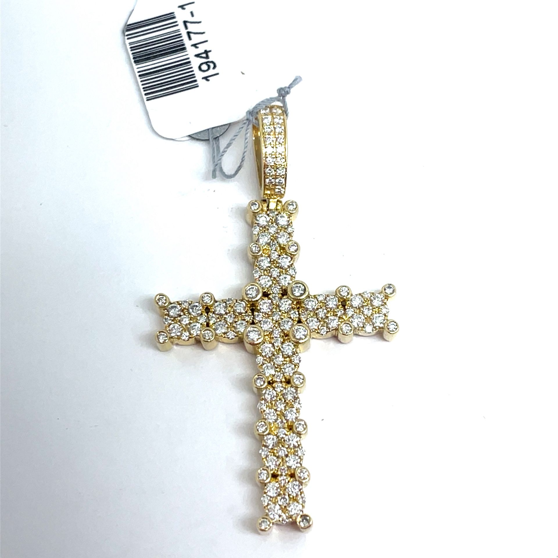 14Kt Yellow Gold Diamond Cluster Cross Pendant 6.50g 194177