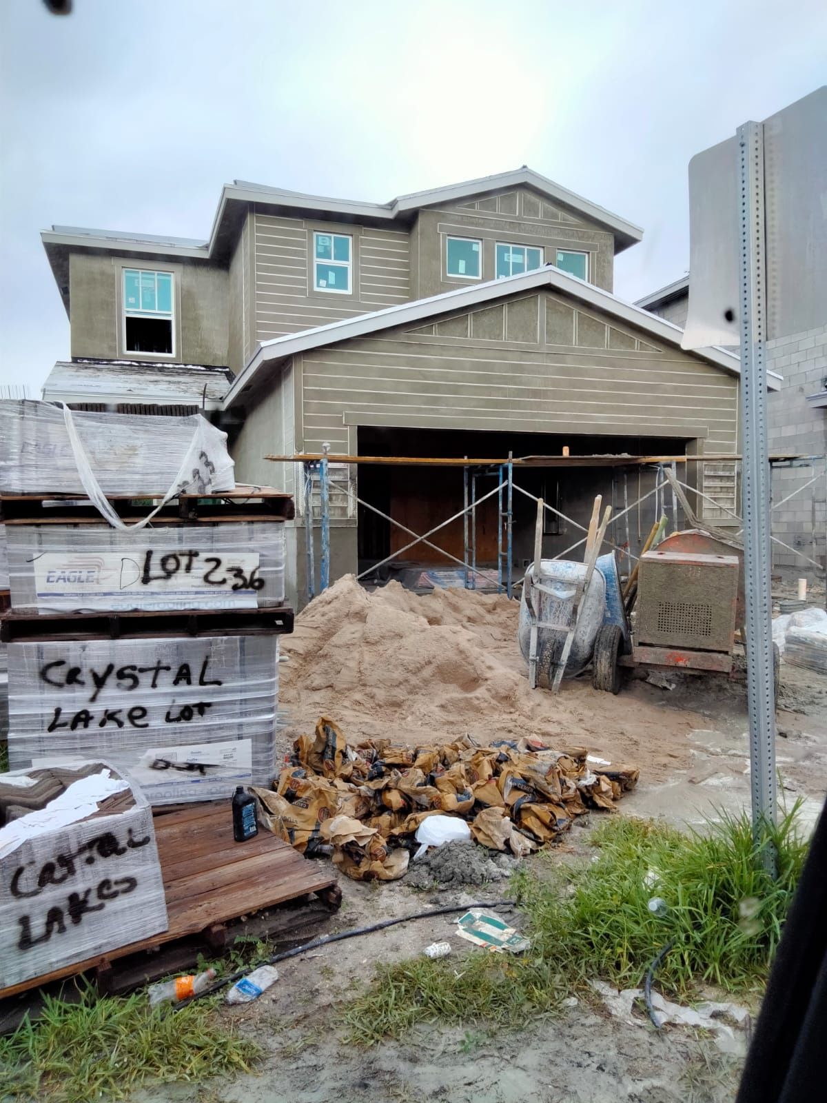 Stucco Gratis Or Free