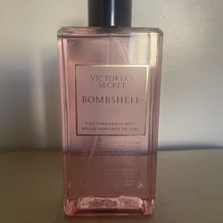Victoria’s Secret “Bombshell” Fragrance Mist
