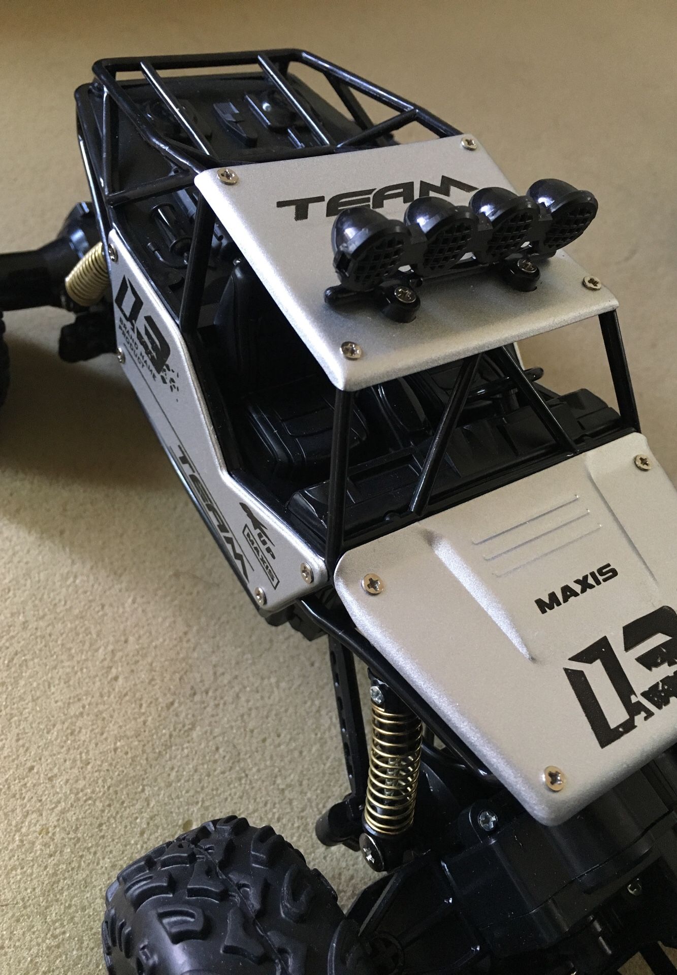 #03 Team Maxis RC Electric Truck