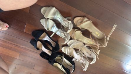 Size 5 heels 5 pairs for $30!!