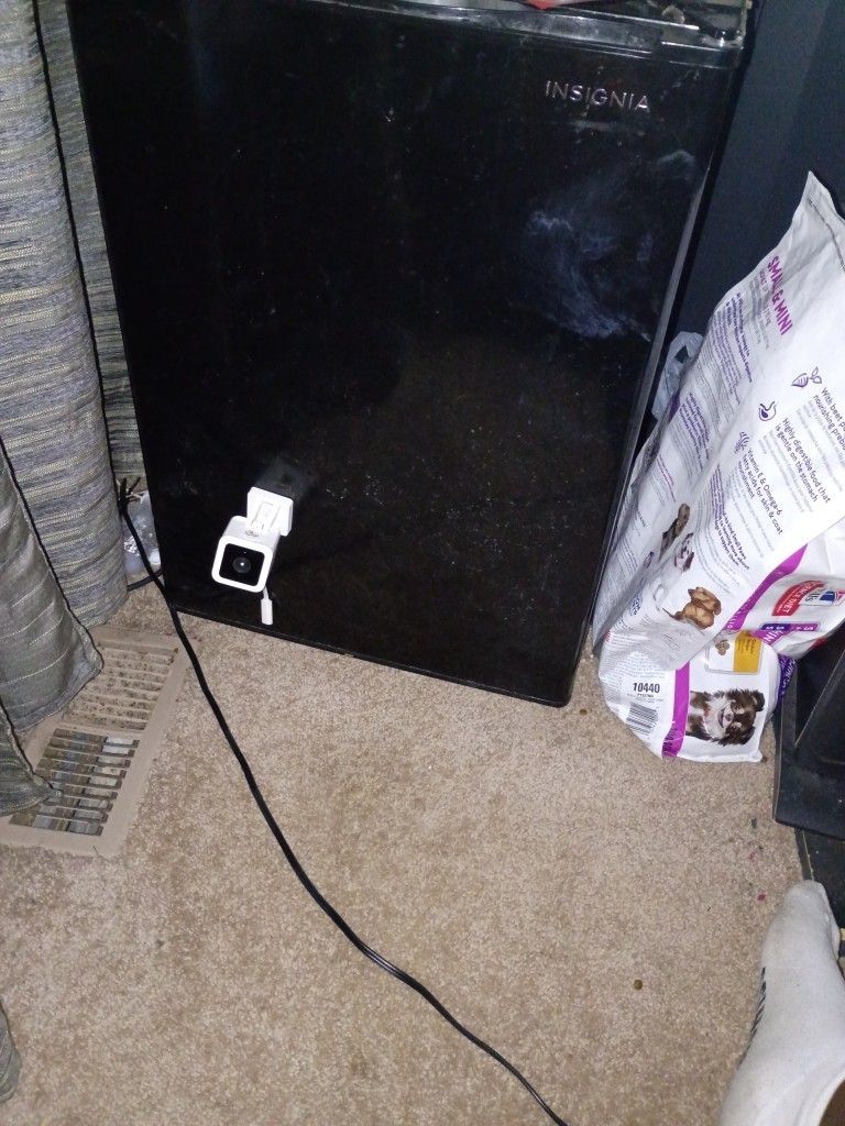 Insignia Mini Fridge 