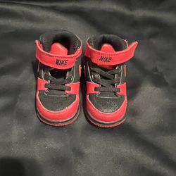 Black And Red Toddler Nikes 