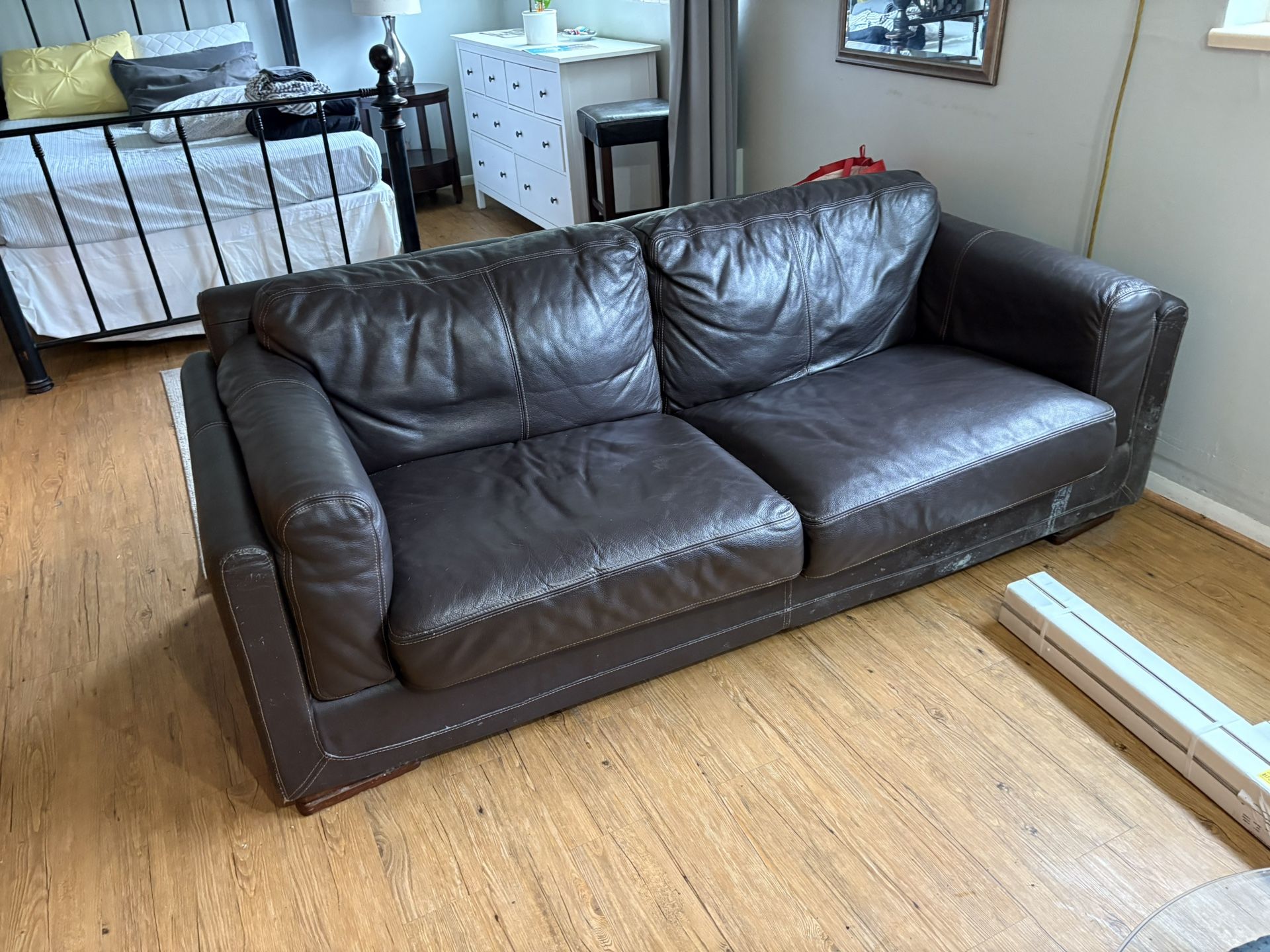 Leather Sofa 