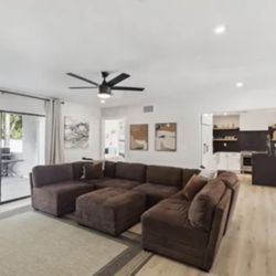 Large Brown Sectional Couch 