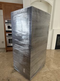 Samsung Bespoke Family Hub & Beverage Center