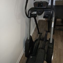 Elliptical / Treadmill Nordic Track - Almost New 