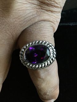 Beautiful ring, 100% will be donated to the ACS. My sister is raising $ 1,000.00. I’m trying to help her reach her goal so I’m donating these rings