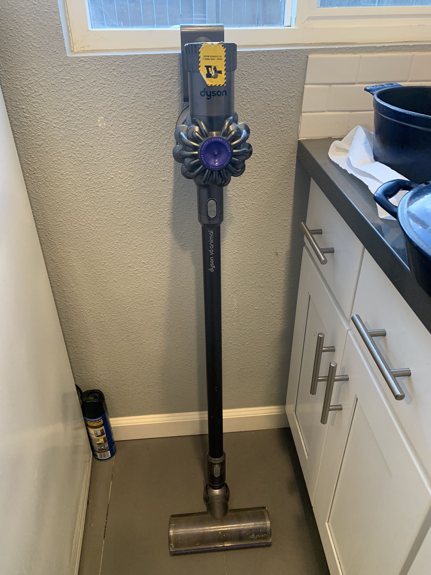 Dyson v6 animal Vacuum with all attachments and charger